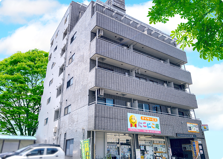 ロイヤルグレイブ平野の建物外観